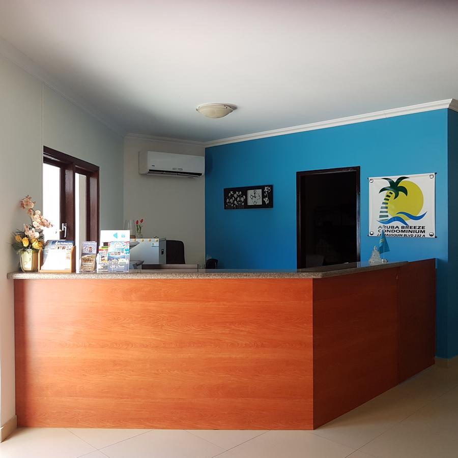 Aruba Breeze Condo Oranjestad Esterno foto
